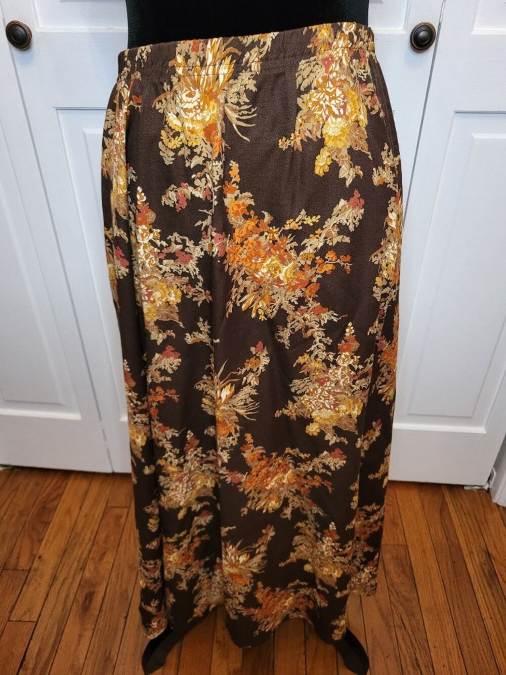 Vintage 90s Southern Lady Brown Orange Floral Midi Skirt M  Boho Fall Grunge